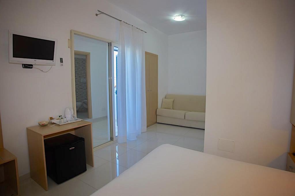 פסקיצ'י B&B Ala Marina מראה חיצוני תמונה