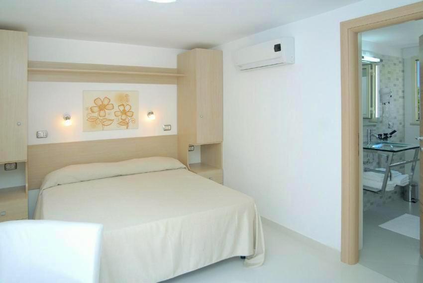 פסקיצ'י B&B Ala Marina חדר תמונה