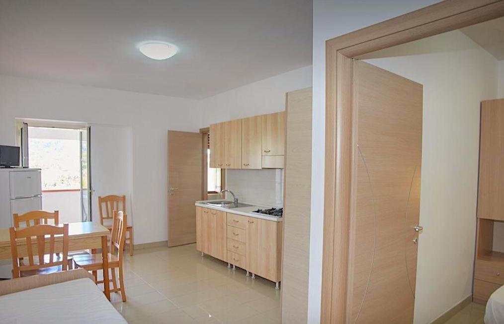 פסקיצ'י B&B Ala Marina חדר תמונה