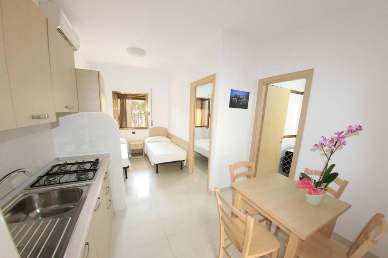 פסקיצ'י B&B Ala Marina מראה חיצוני תמונה