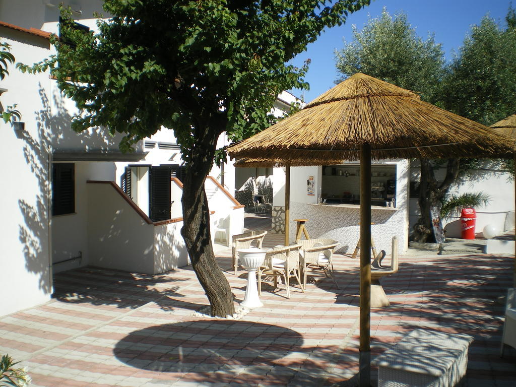 פסקיצ'י B&B Ala Marina מראה חיצוני תמונה