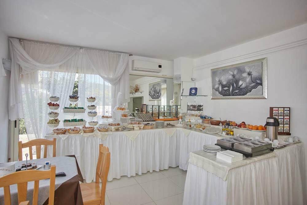 פסקיצ'י B&B Ala Marina מראה חיצוני תמונה